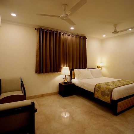 Wongdhen House Hotel New Delhi Exterior photo