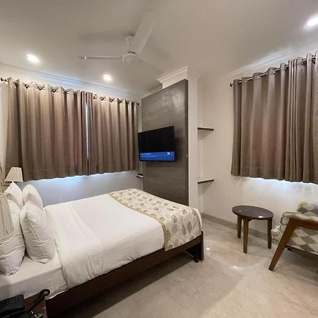 Wongdhen House Hotel New Delhi Exterior photo