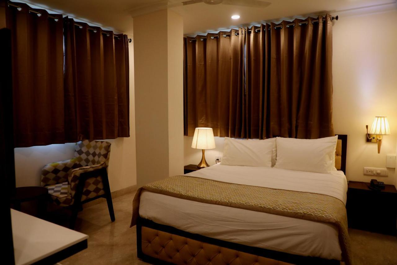 Wongdhen House Hotel New Delhi Exterior photo